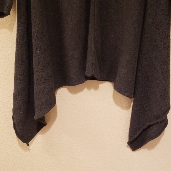 Grey sweater - Picture 5 of 5